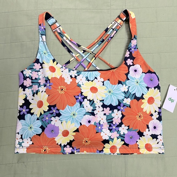 DIP NWT SUPER CUTE SPORTS BRA - Picture 1 of 2